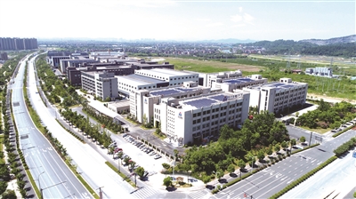 杭州经济总量第一区余杭_杭州余杭热气球画画(2)
